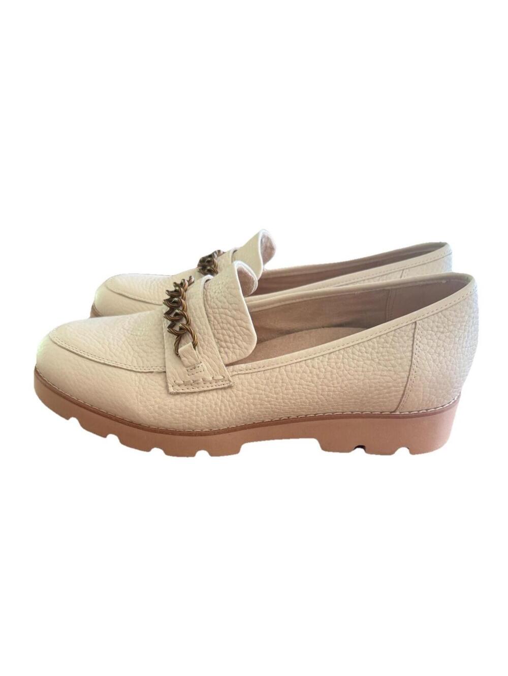 Vionic Email Women’s Size 10 Wide Loafers Ivory With Brass Chain Detail